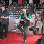 Обложка альбома: Макс Орех представляет книгу стихов «Безработный президент» в магазине «Дом Культуры» в Москве 2011-04-10