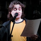 Обложка альбома: 17 апреля 2011 года в Доме Культуры Бегемот (Игорь Бажанов) даёт концерт стихов, посвящённый выходу CD Мир тесен группы Хуй забей