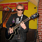 Обложка альбома: 2011-08-25 - Призраки в Швайн